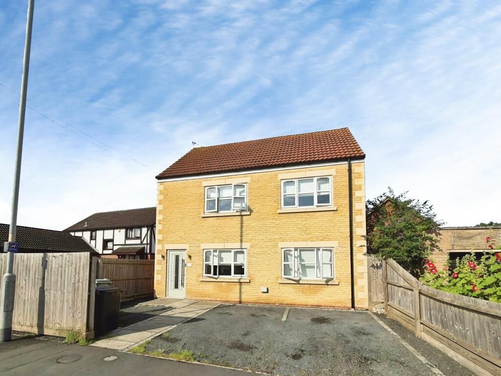 Main image of property: Halfleet, Market Deeping, PE6