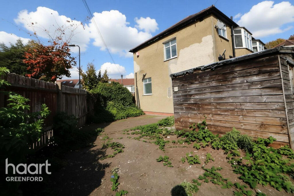 Derwent Road, Southall photo 4