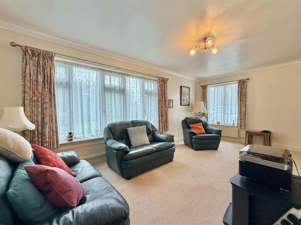 Ripon Way, Carlton Miniott, Thirsk photo 2