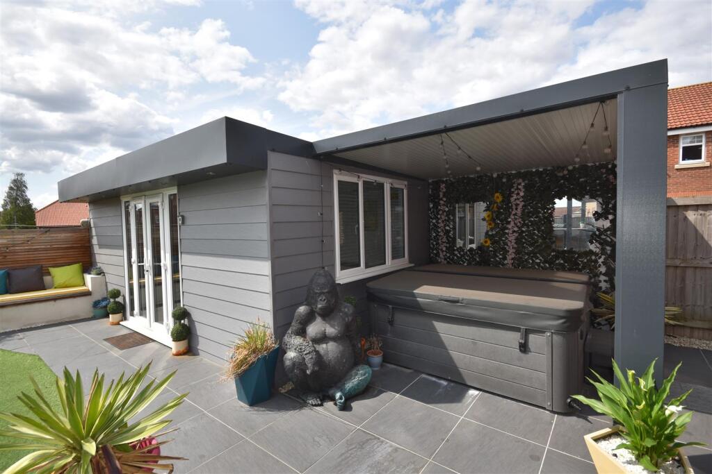 House in Doncaster - More