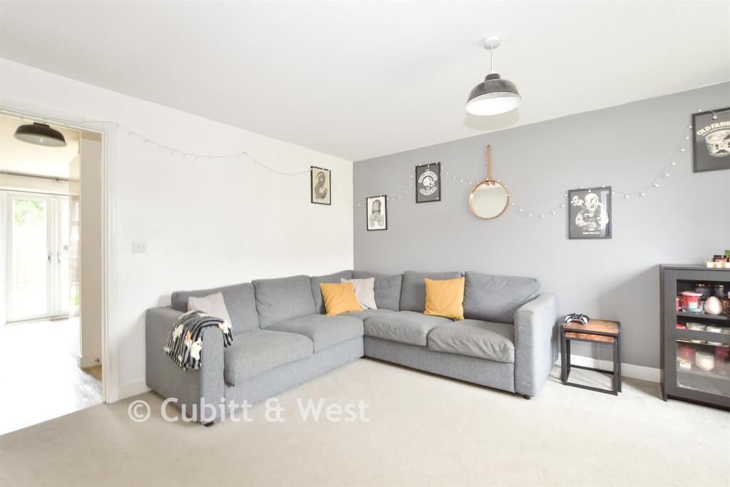 House in Lewes, Wivelsfield - View 3