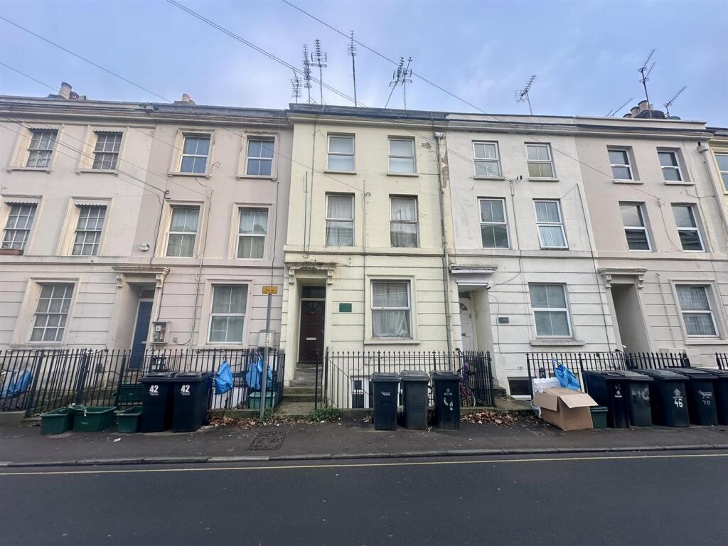 Main image of property: Wellington Street, Gloucester