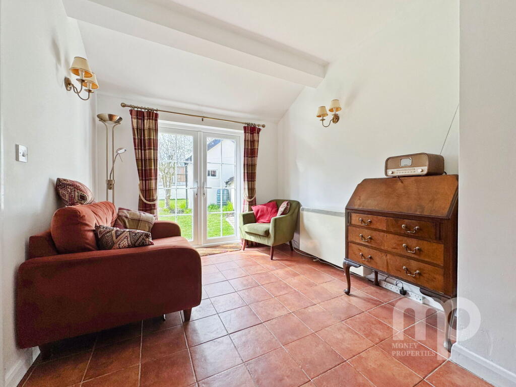 The Street, Caston, NR17 photo 3