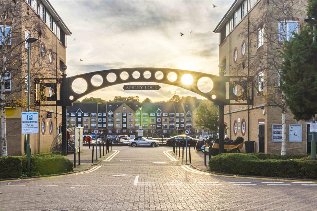 Main image of property: Evans Wharf, Hemel Hempstead, Hertfordshire, HP3