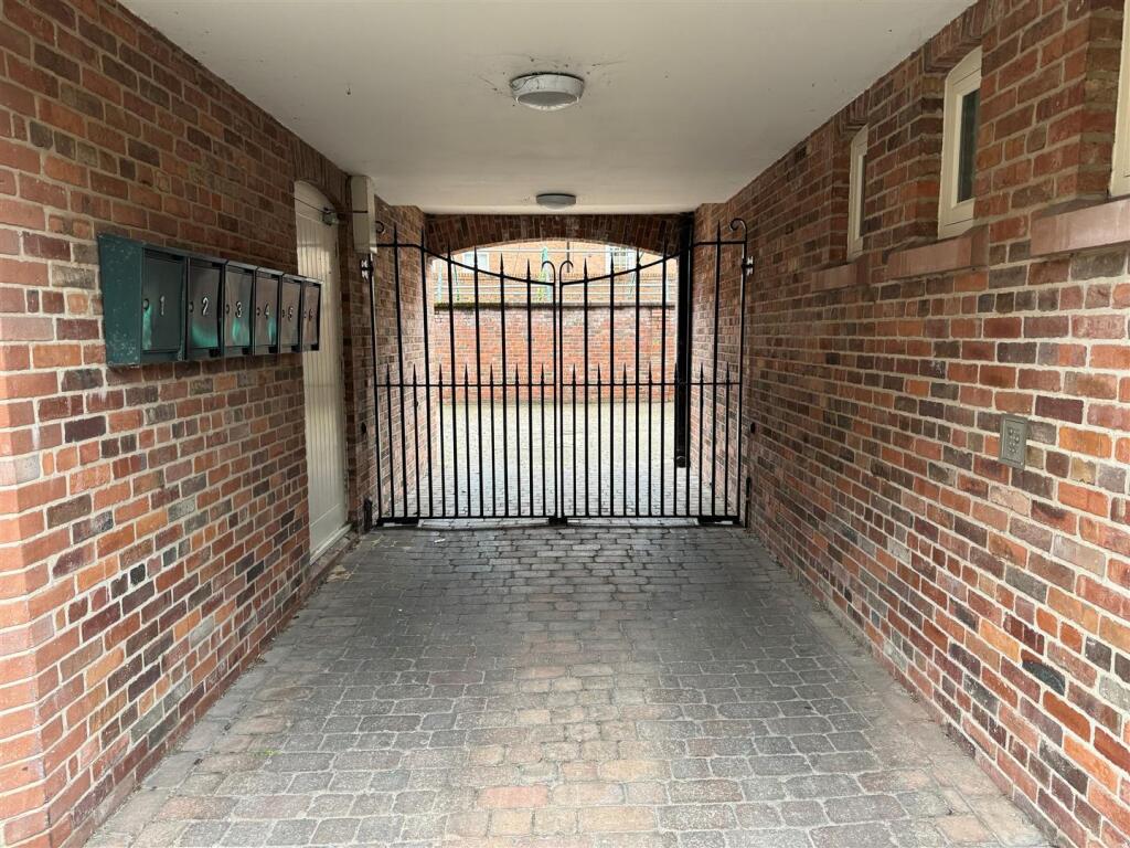 Property photo 10