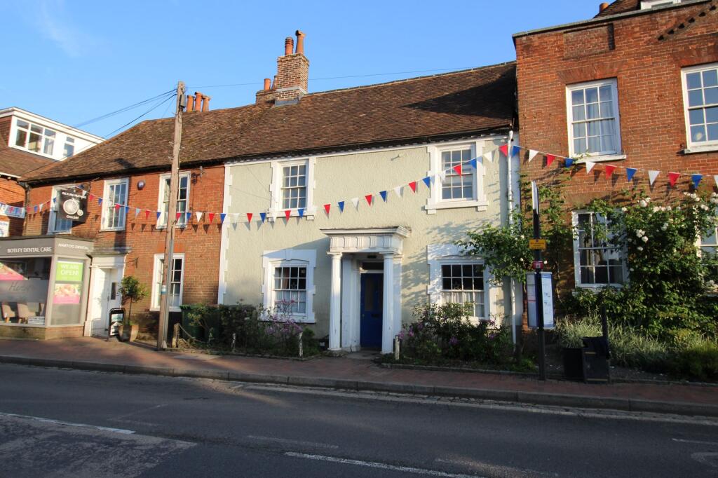 Main image of property: High Street, Botley, SO30