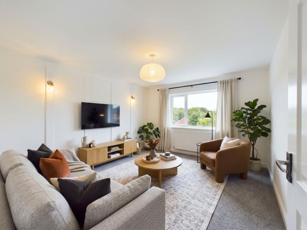 House in Nottingham - View 2