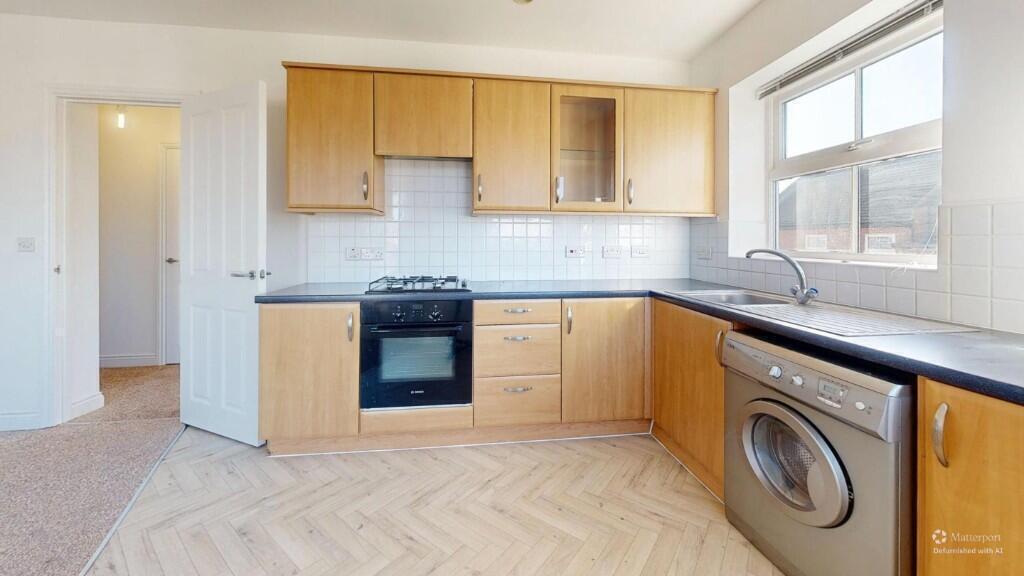 Main image of property: - Nuneaton - Larch Close, Nuneaton, Warwickshire, CV10