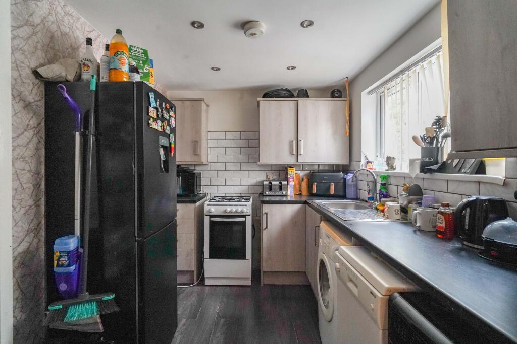 Apartment in Preston - View 4