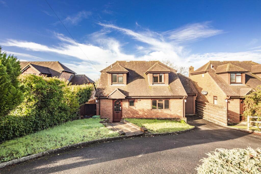 Main image of property: 67 Wallingford Road, Goring on Thames