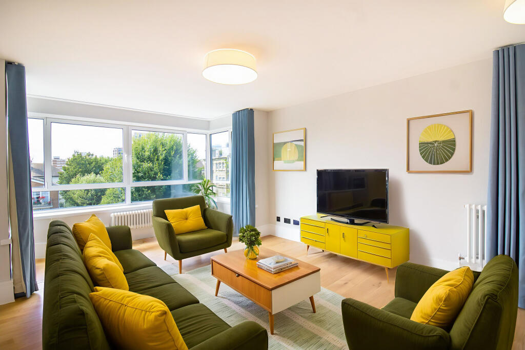 Apartment in Brighton - View 4