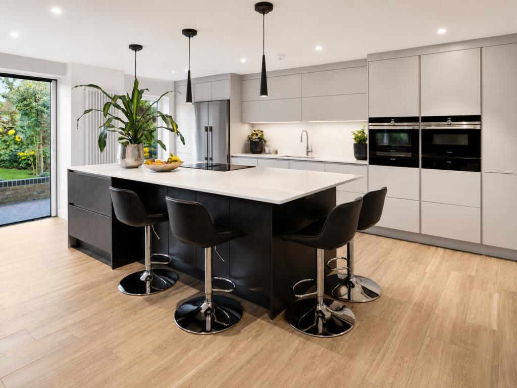 House in St Albans - View 4