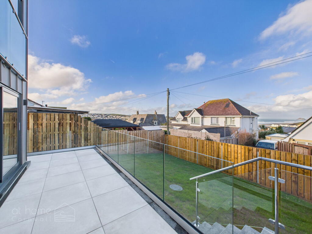 Sommerville Road, Perranporth, TR6 - Contemporary Coastal Luxury with Panoramic Sea Views photo 3