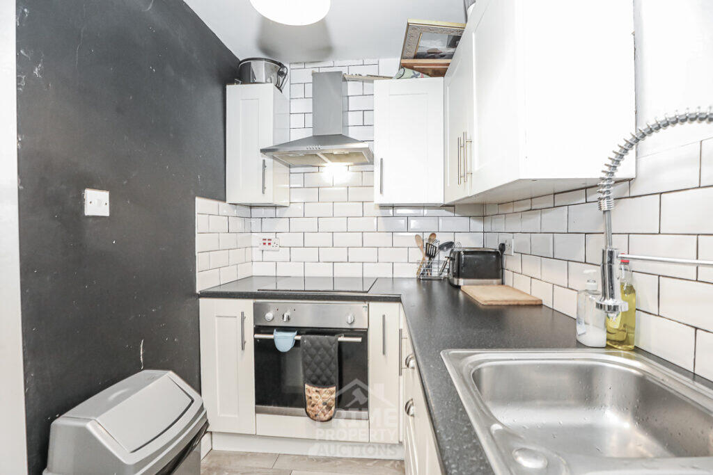 Apartment in Glasgow - View 5