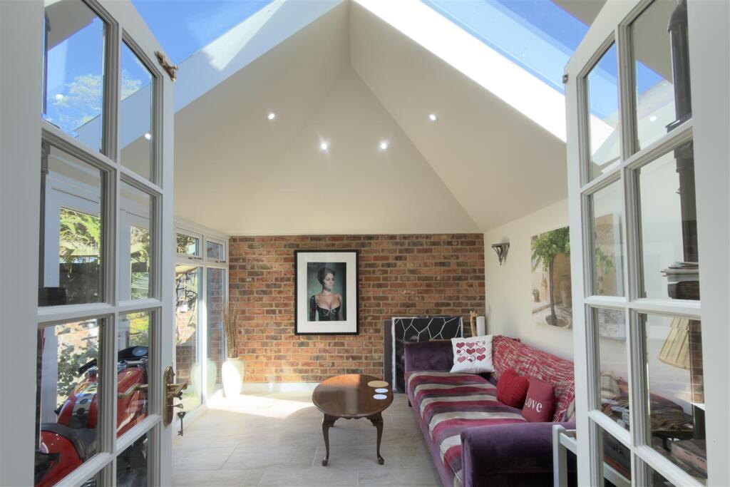 Stable Cottage, Over Dinsdale, Darlington, DL2 1PW photo 4