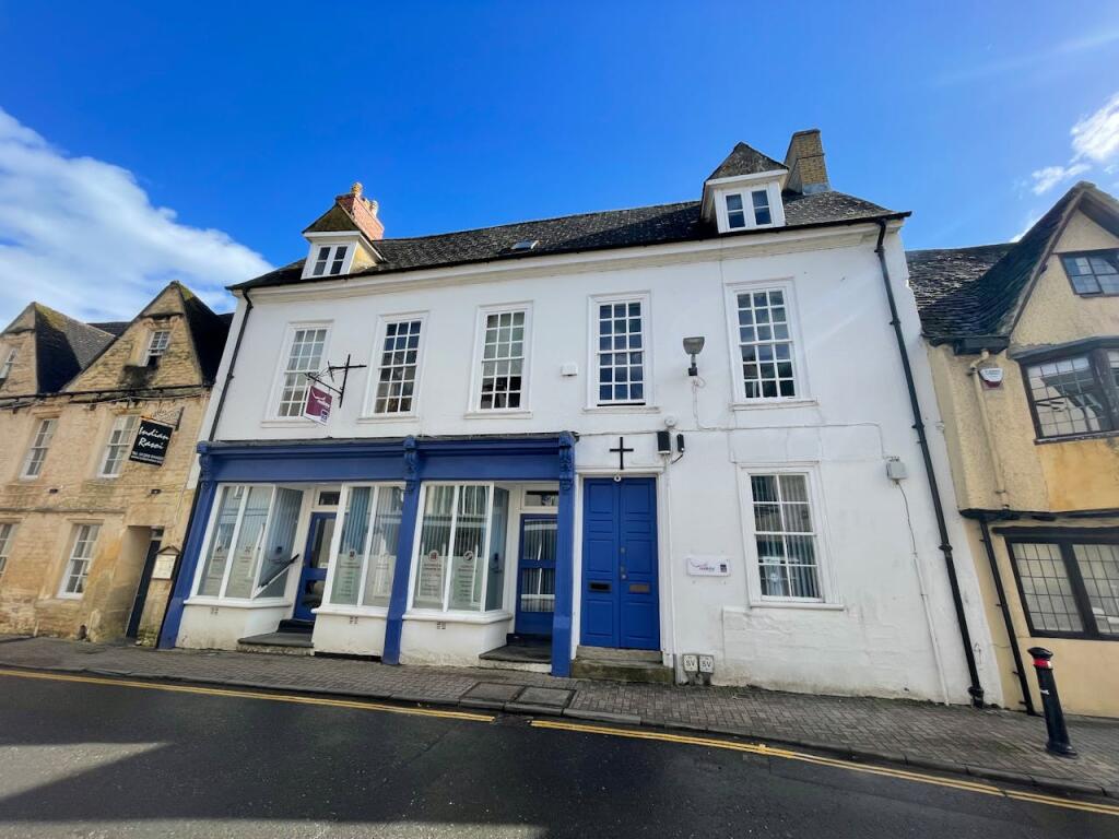 Main image of property: Ground Floor Offices, 10-12 dollar Street, Cirencester, GL7 2AL