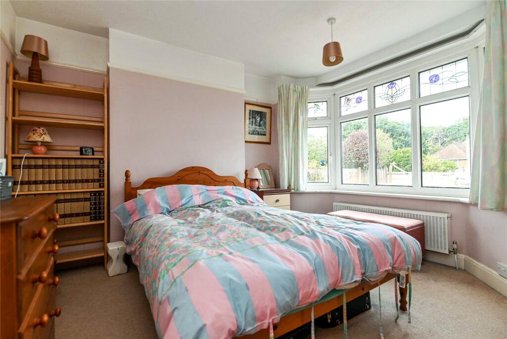 House in New Forest, Old Milton, New Milton - More