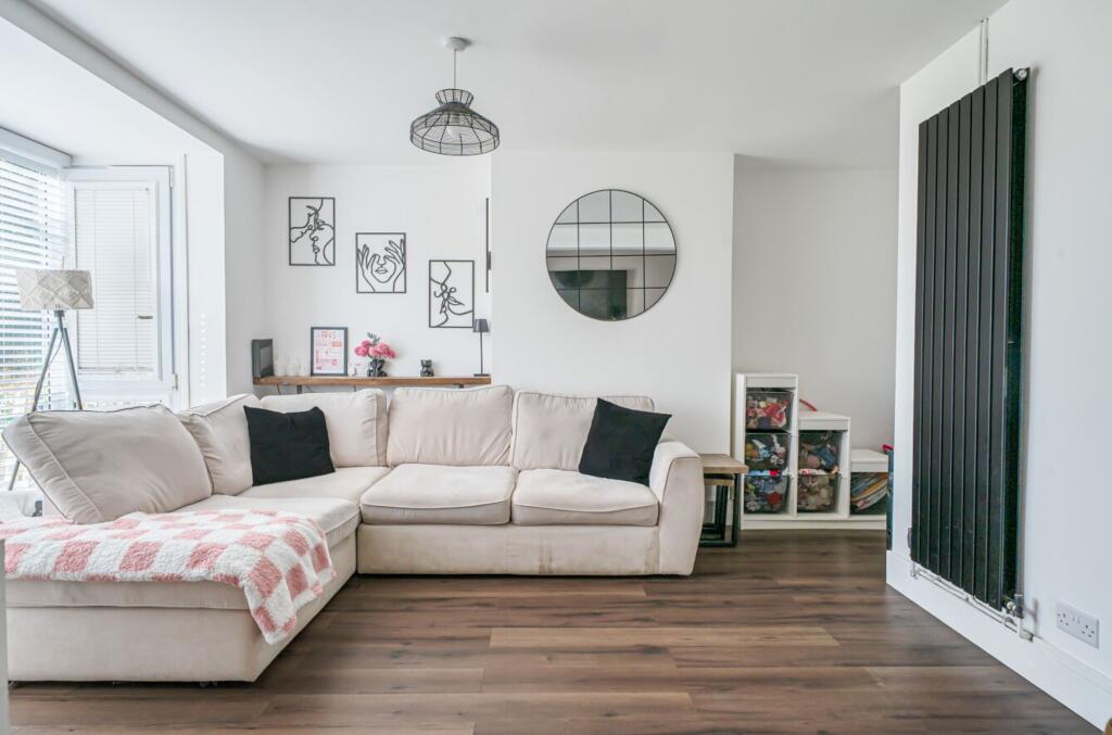 Hamble Close, Thornbury, BS35 photo 4