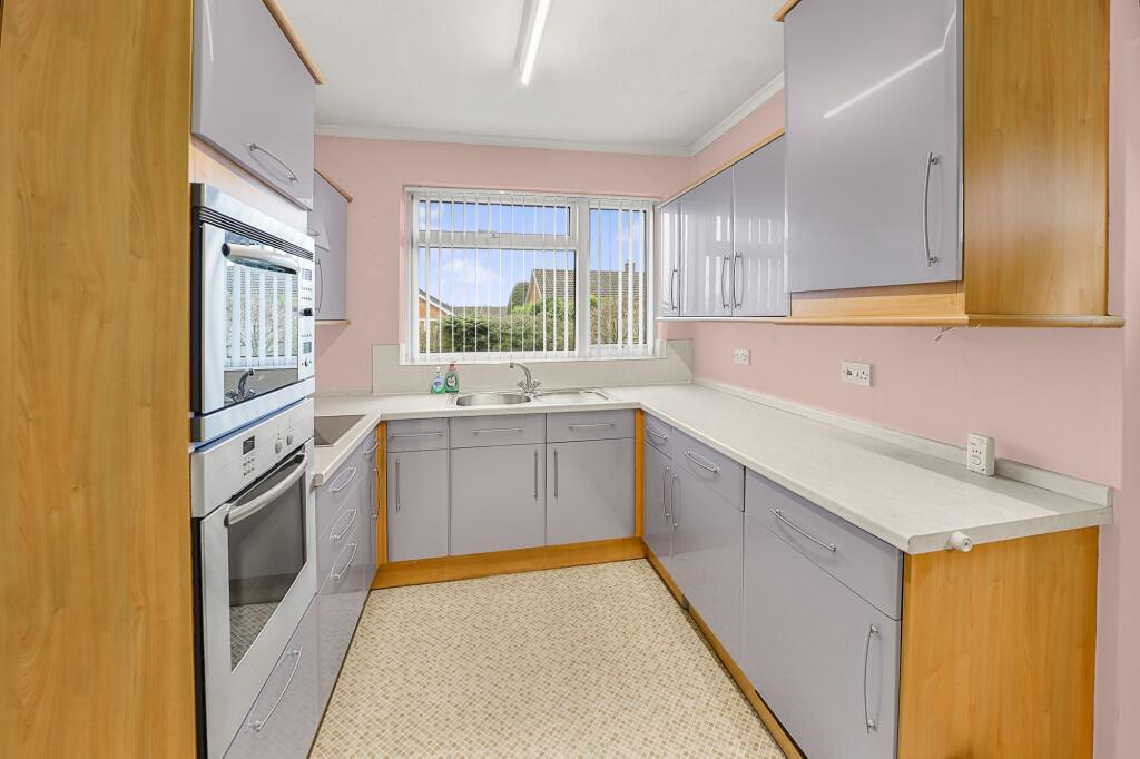 Laxford Grove, Bolton, BL3 photo 3