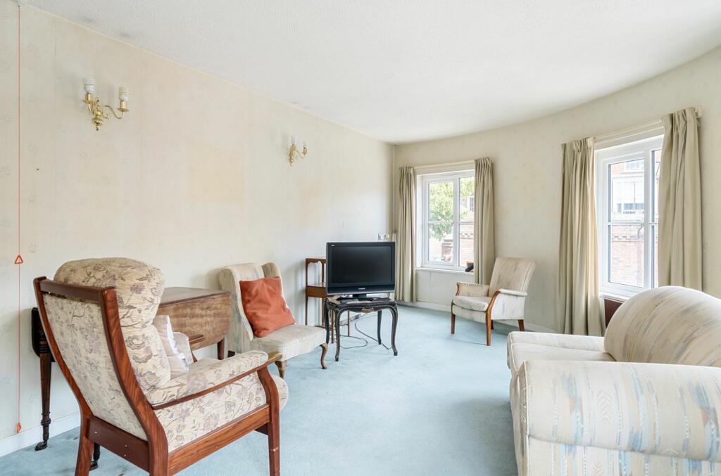 Apartment in Portsmouth - View 2
