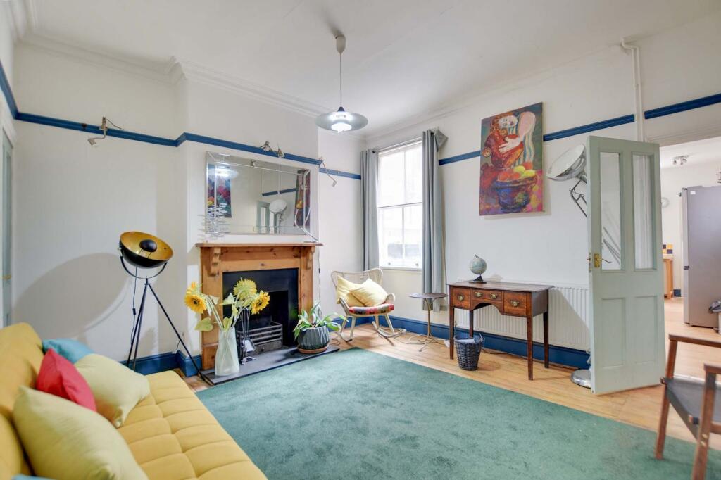 Main image of property: College Avenue, Off London Road, Leicester