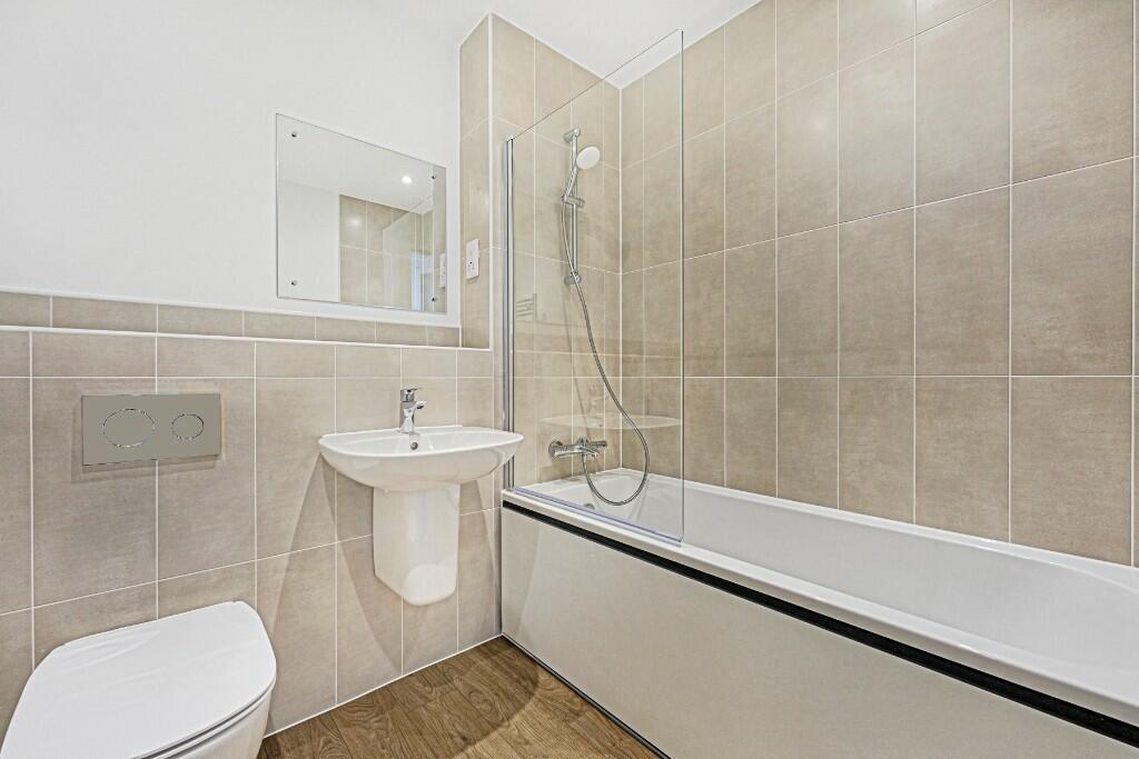 Apartment in Milton Keynes, Bletchley and Fenny Stratford - View 3