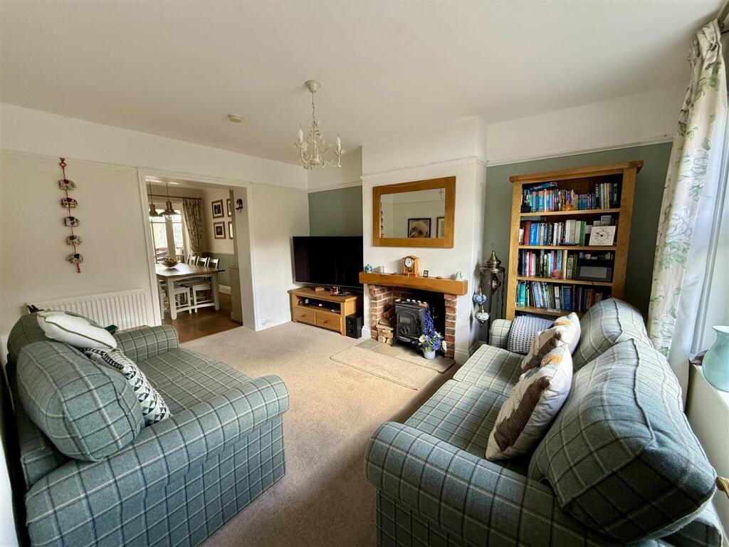 Kemming Road, Whitwell, Ventnor photo 4