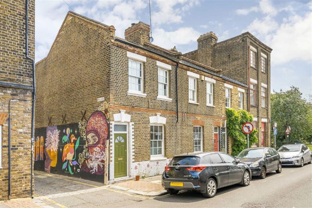 Main image of property: Hague Street, Bethnal Green