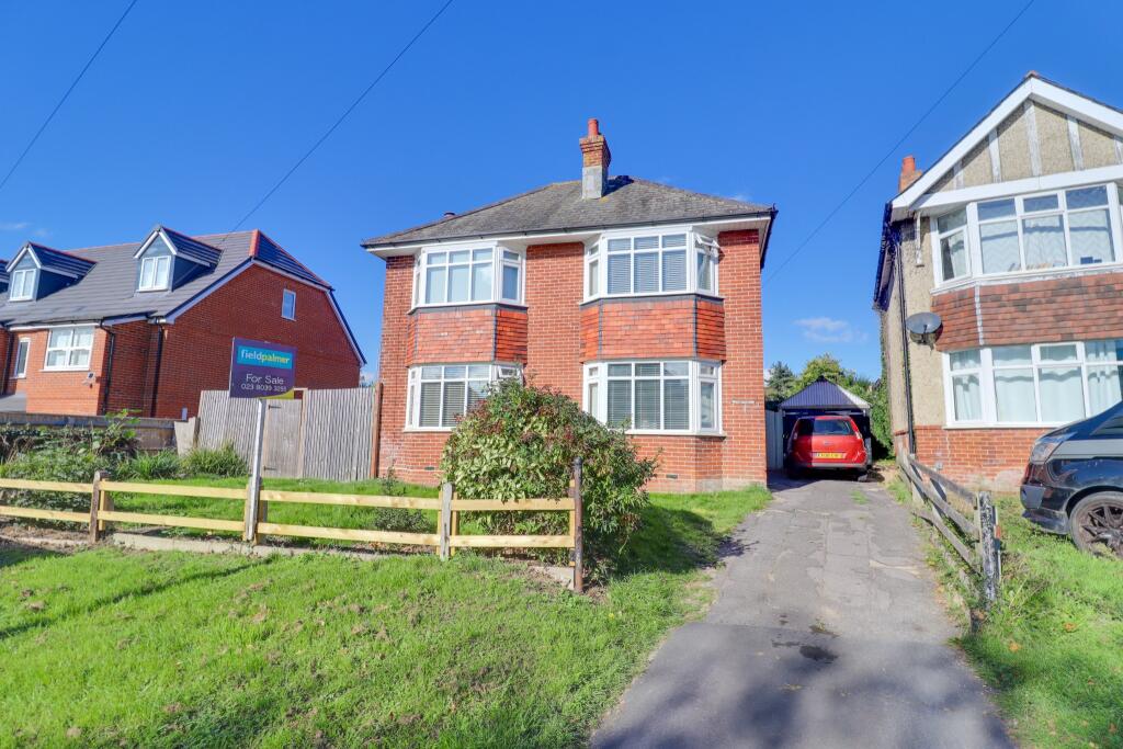 3-bed detached on Weston Lane, Woolston, £375,000