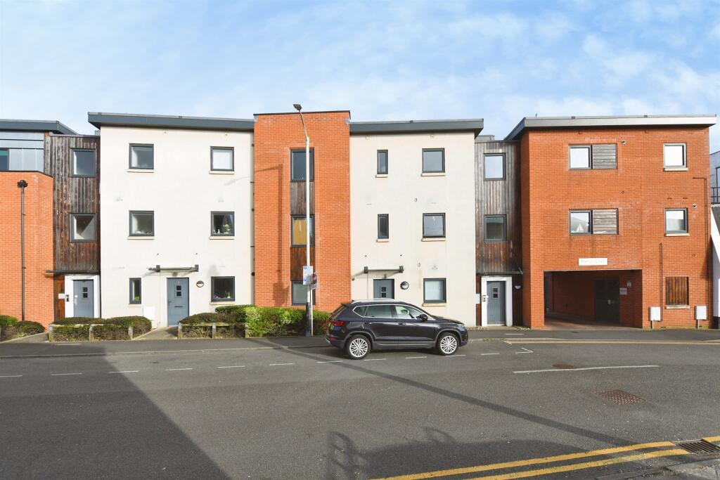 Main image of property: Cedar Avenue, Chelmsford