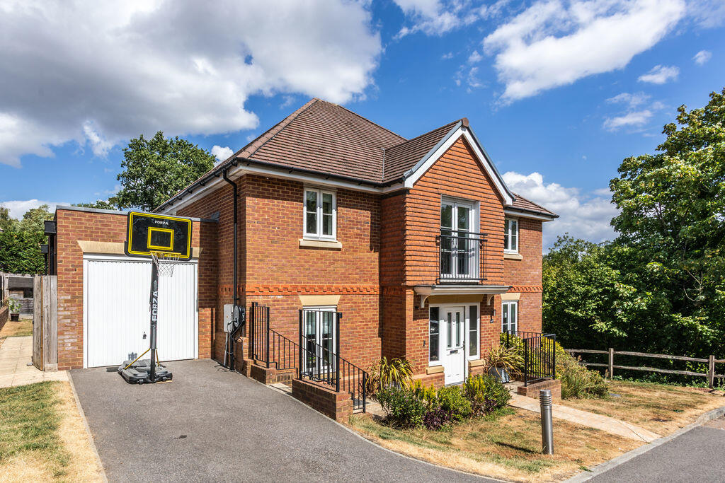 Main image of property: Horsefield Green, Cuckfield
