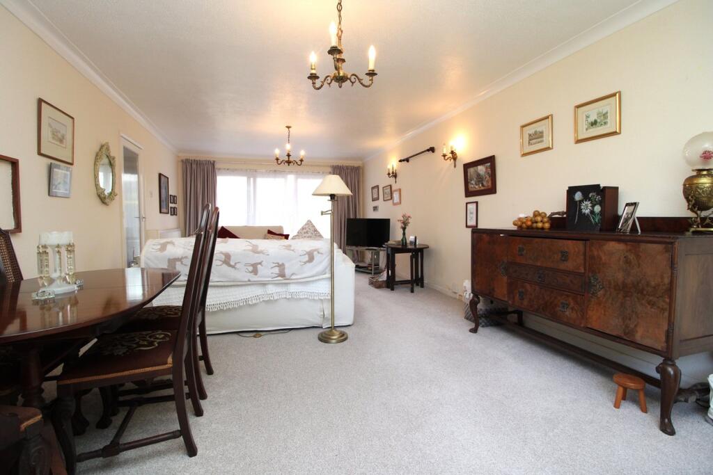 Apartment in Bournemouth, Westbourne - View 4