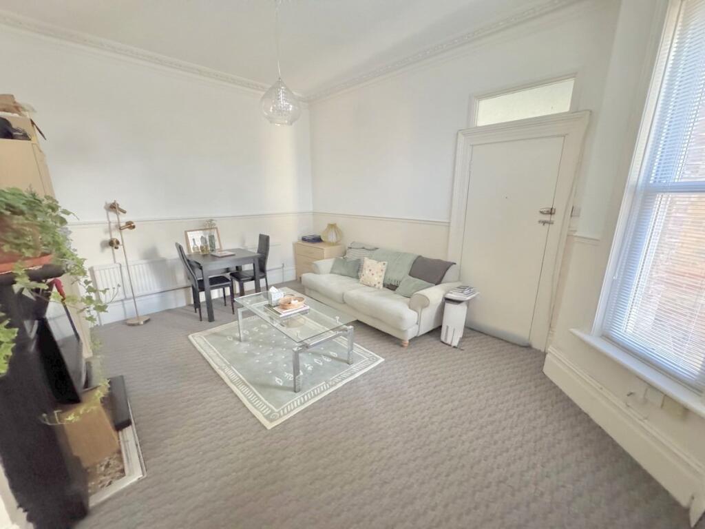 Apartment in Poole - View 2