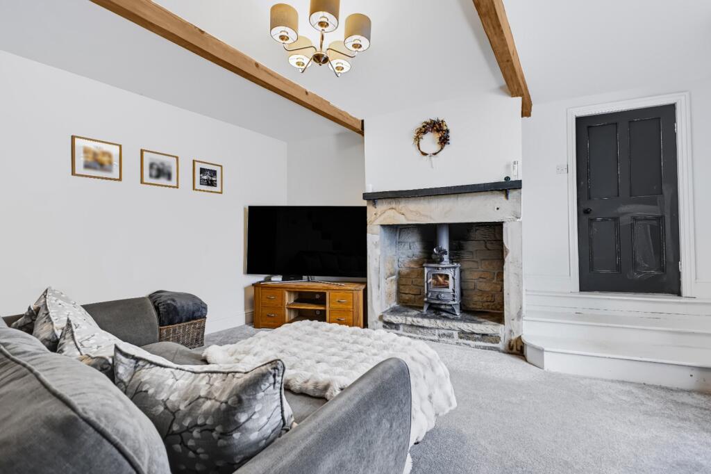 House in Huddersfield, Shelley, Shepley - More