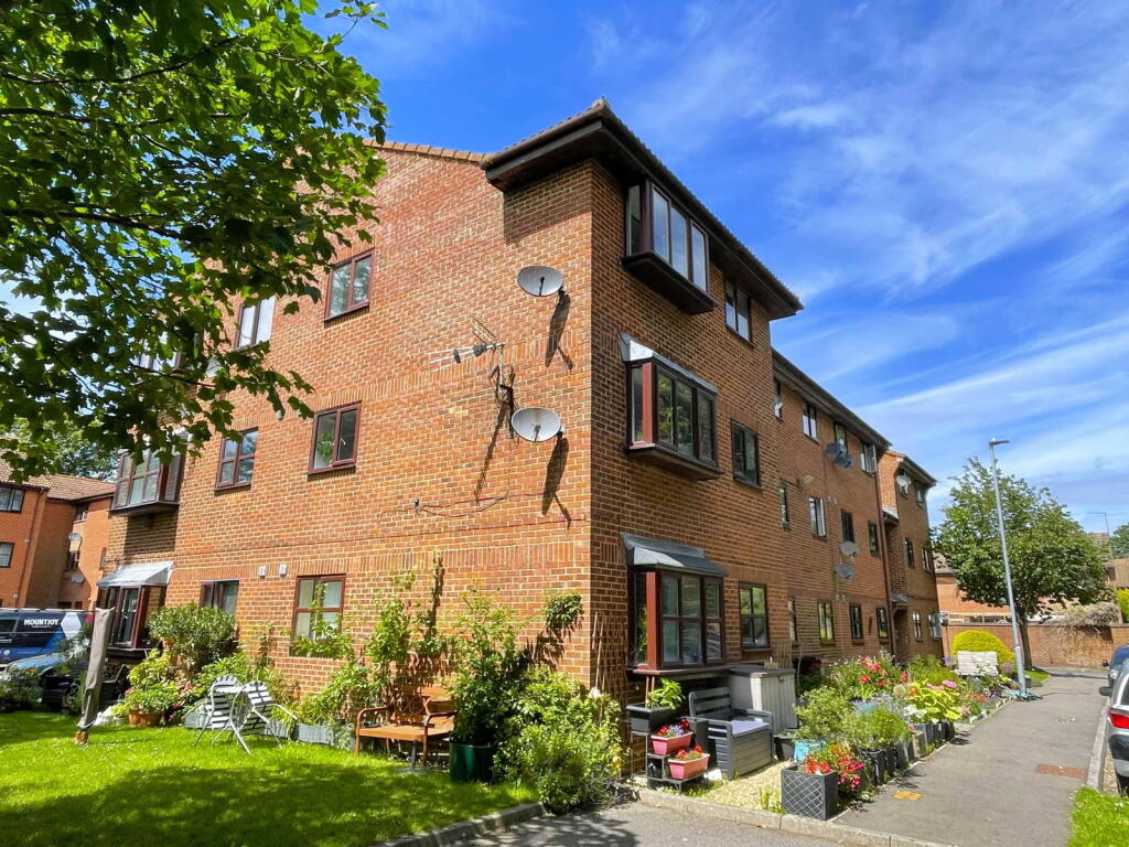 Main image of property: Honeywood Close, Hilsea PO3 5BN