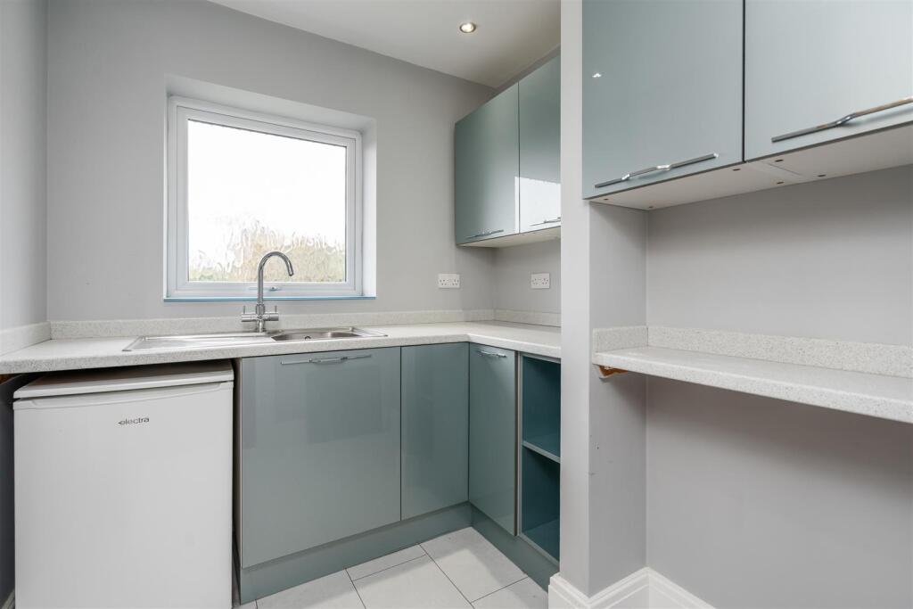 Additional image 26 of Whitefields Road, Solihull