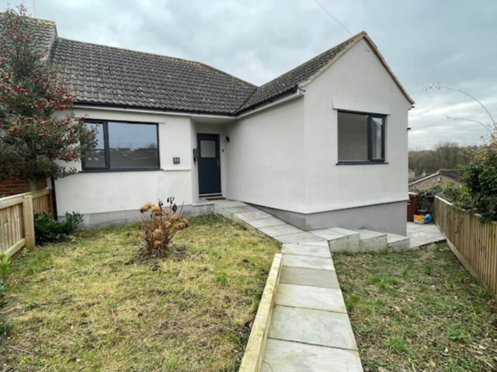 Lewis Crescent, Frome