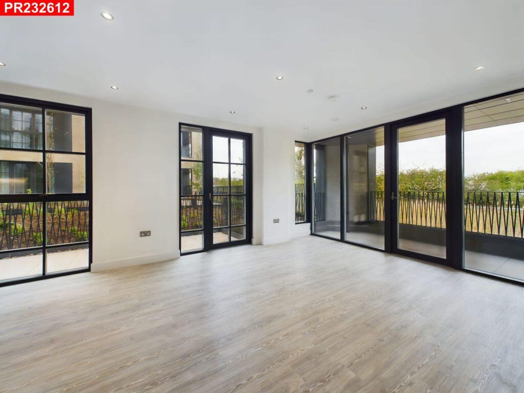 Main image of property: Cambridge – 2 Bedrooms Flat