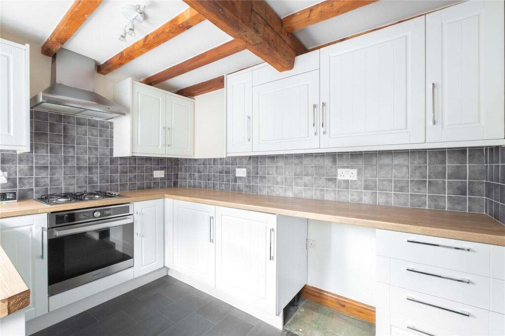 House in Kirklees, West Yorkshire - View 3