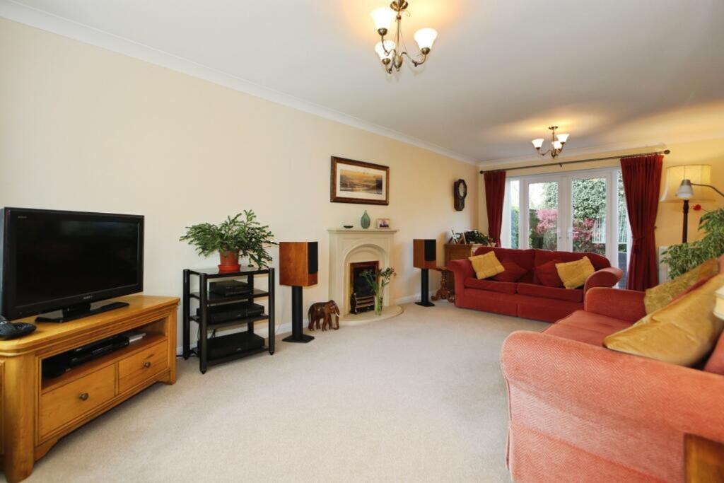 House in Leicester - View 2