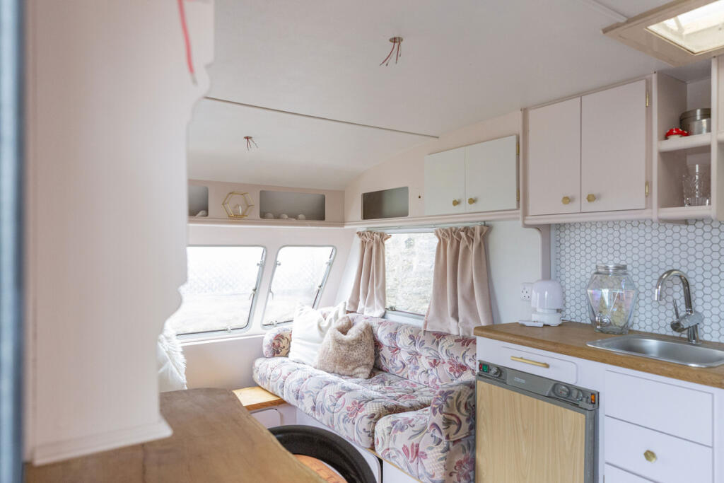 Additional image 20 of Quaperlake Street, Bruton, BA10