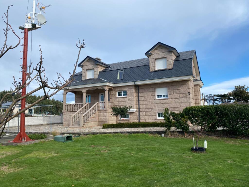 Main image of property: Galicia, Lugo, Foz