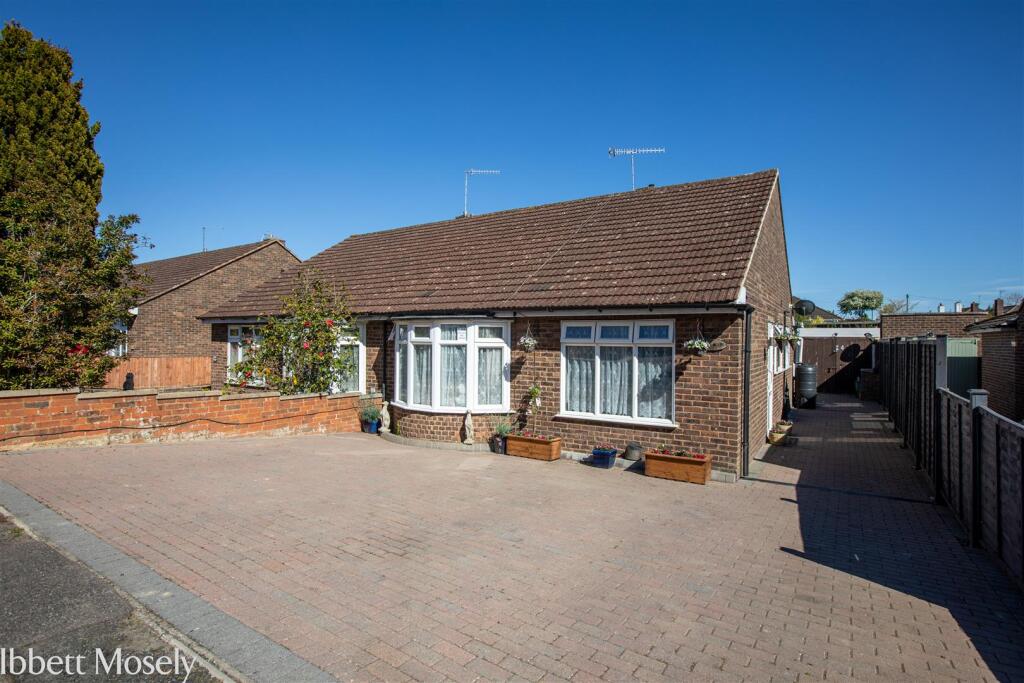 Main image of property: Pen Way, Tonbridge