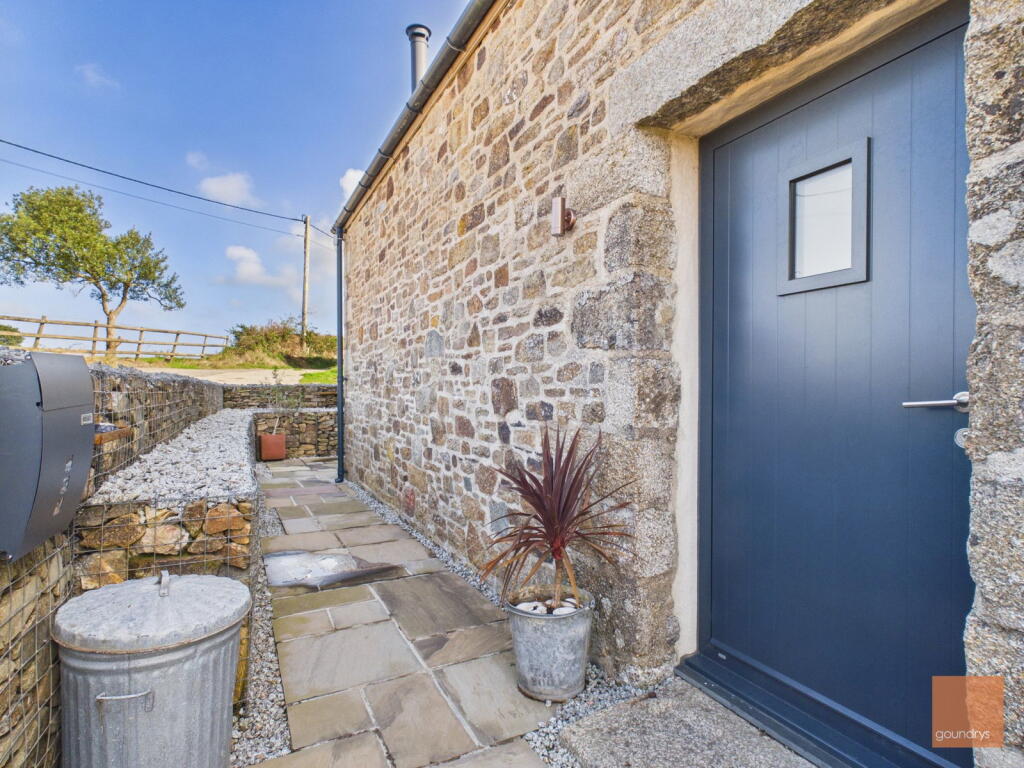 House in Truro - View 4