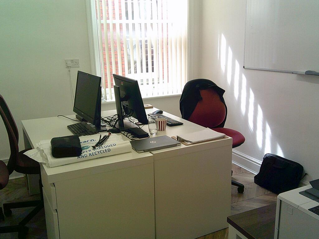 Photo 3