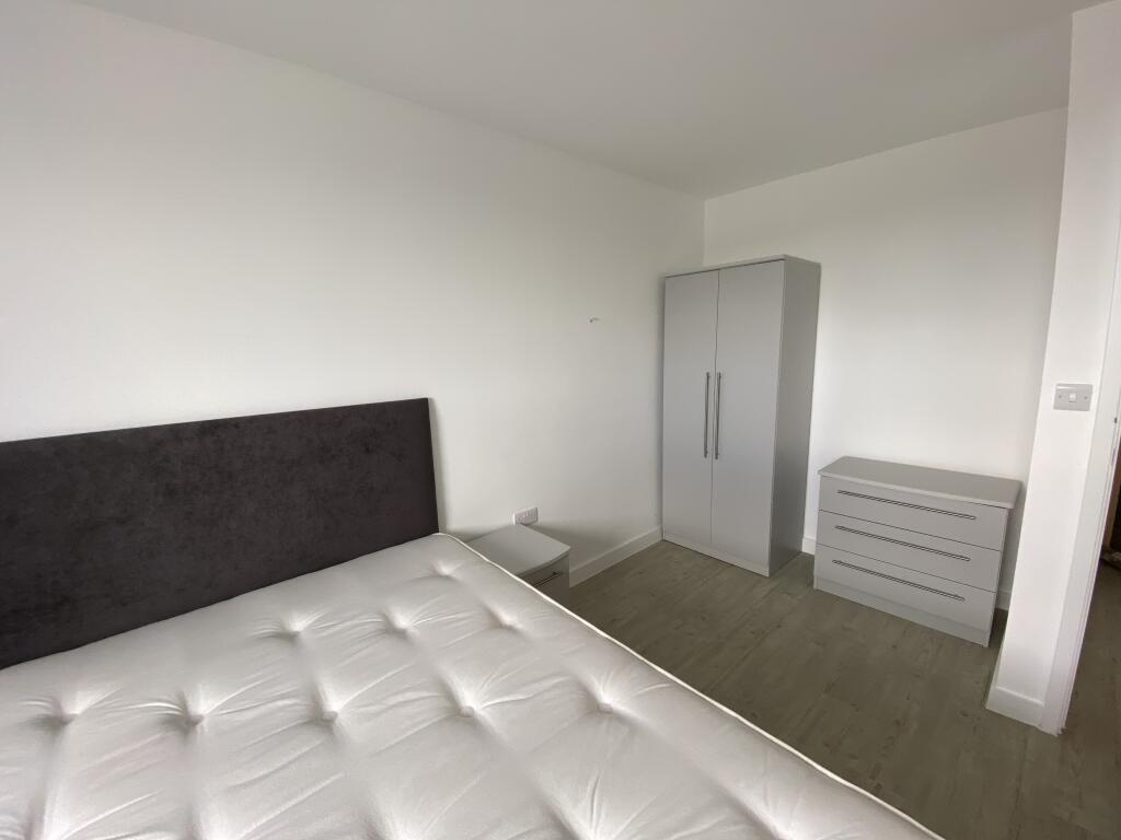 Apartment in Manchester - View 5
