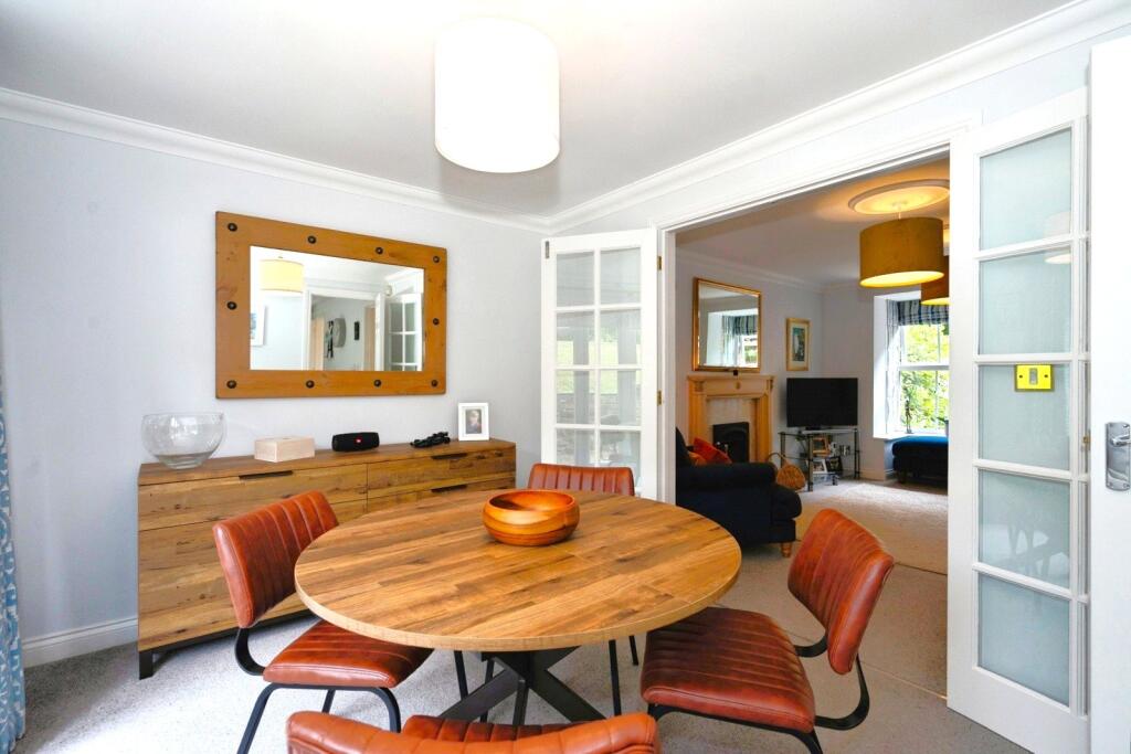 House in Redhill - More