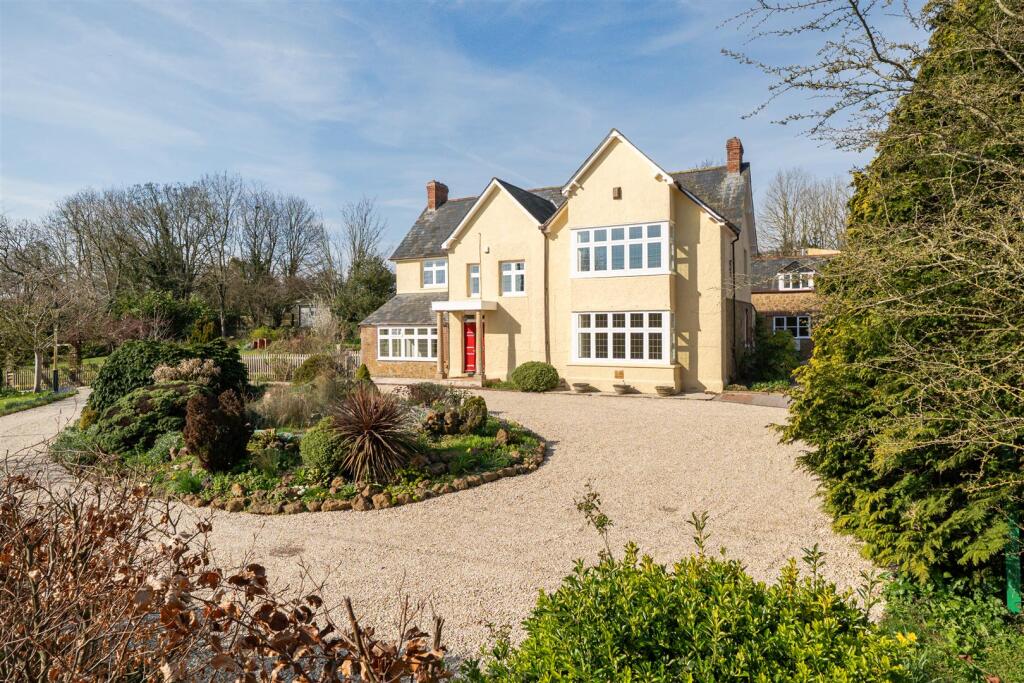 Main image of property: Moolham Lane, Moolham, Ilminster