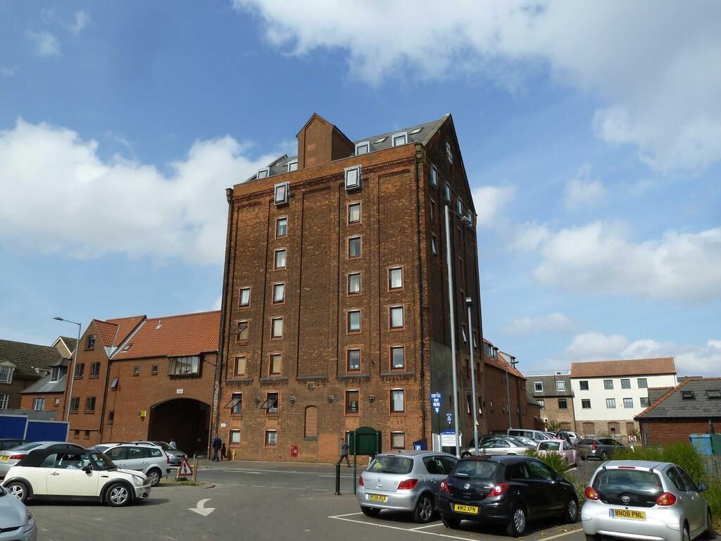 Main image of property: The Granaries, Baker Lane, Kings Lynn
