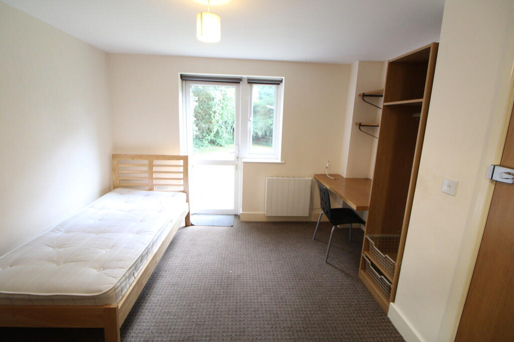 Apartment in Colchester - View 2